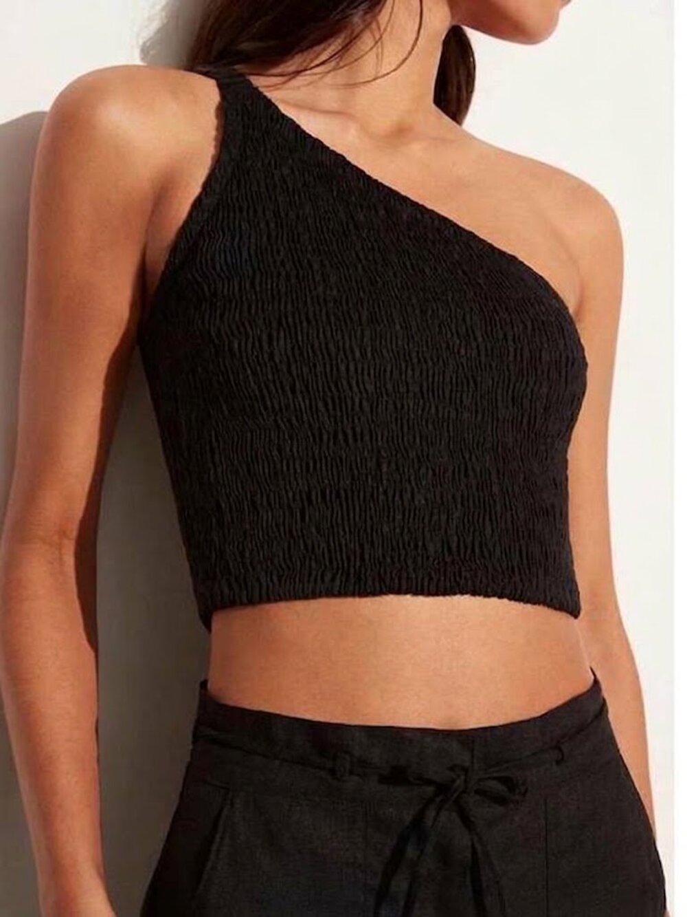 Faithfull the Brand Le Manoa One-Shoulder Crop Top Black Linen Small